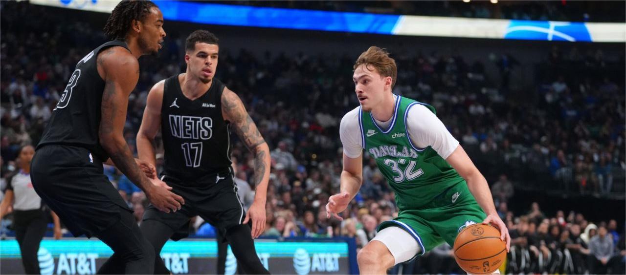 Jason Kidd praised Cooper Flagg for his leadership skills.