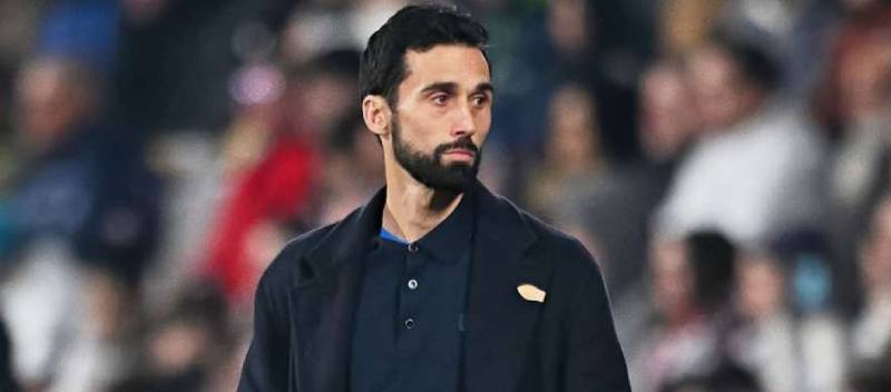 Arbeloa memikul tanggung jawab penuh atas debutnya yang mengecewakan dan membela suasana di ruang ganti.