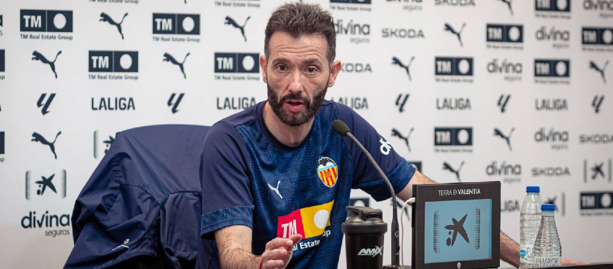 Carlos Colberán está entusiasmado com o desafio que se aproxima e espera que a equipe possa mostrar seu verdadeiro potencial na partida.