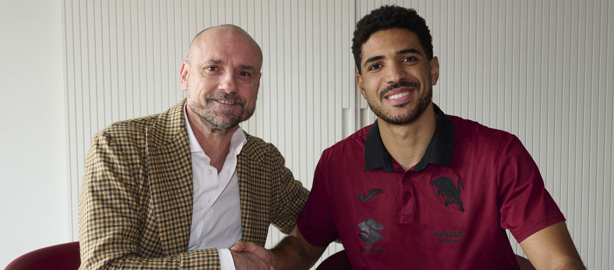 科林蒂安斯巴西U23国脚级后卫乔卡租借加盟都灵..