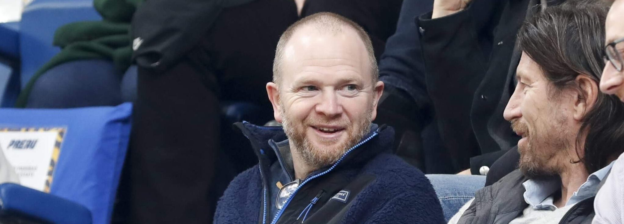 TA: Os Clippers assinaram uma extensão de contrato de quatro anos com seu presidente de operações de basquete, Lawrence Frank.