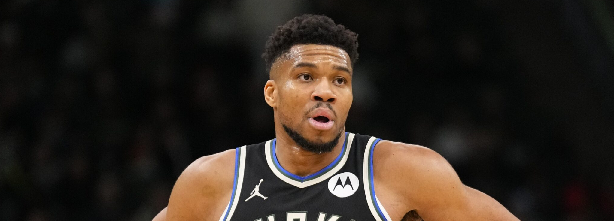 Shams: Giannis Antetokounmpo telah mengindikasikan keinginannya untuk meninggalkan Bucks, dengan tujuan potensial termasuk Knicks, Warriors, Heat, dan Timberwolves.