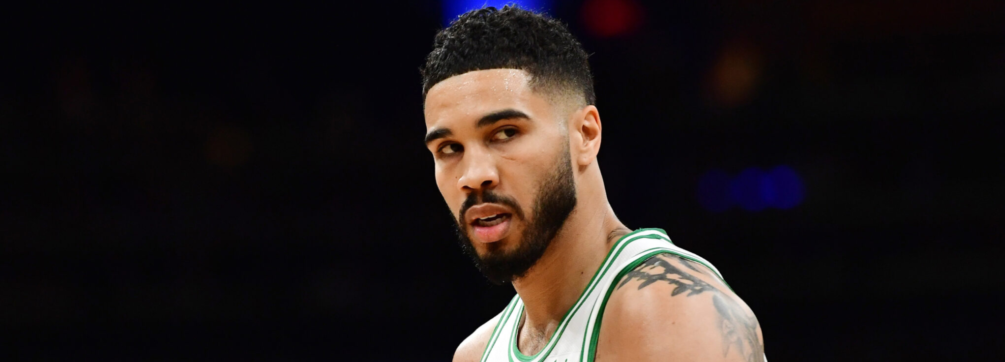 Reporter Amerika: Jayson Tatum sedang mengevaluasi kembali kondisinya dan mungkin akan absen sepanjang musim 2025/26.