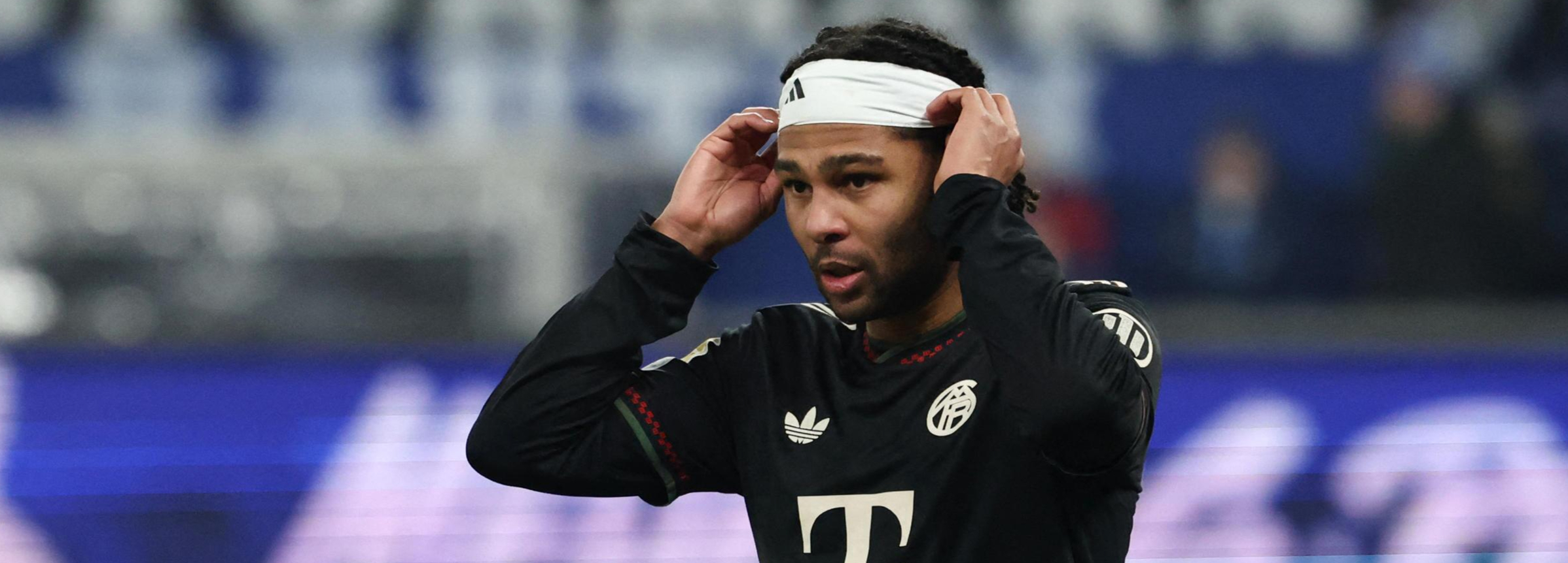 Oficial: O Bayern de Munique estendeu o contrato do ponta Serge Gnabry, de 30 anos, por mais dois anos, até junho de 2028.