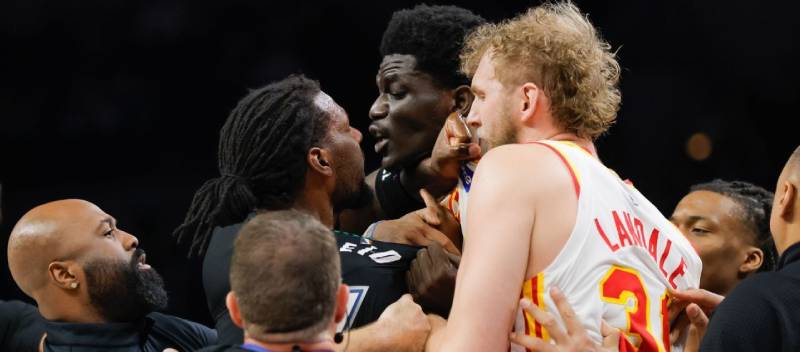 NBA重罚穆罕默德·盖耶与纳兹·里德各3.5万美元