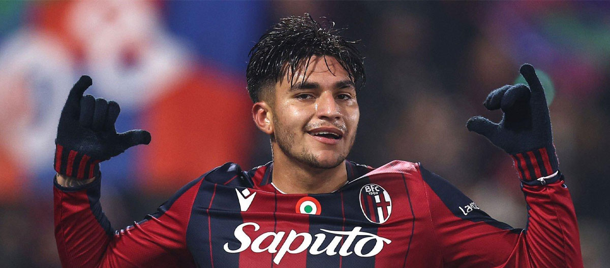 Bologna menyelesaikan perpanjangan kontrak dengan penyerang muda berbakat internasional Argentina, Santiago Castro.