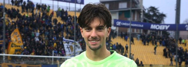 帕尔马与爱德华多·科尔维续约至2029年,另附延长一年选项