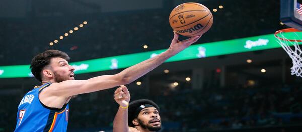 哈登20分仍难救主 雷霆以121-113力克骑士