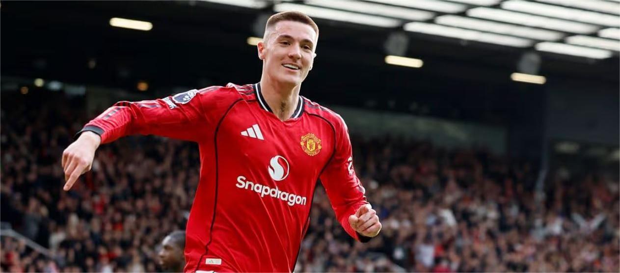 英超联赛——布鲁诺·费尔南德斯破门　曼联2比1击败水晶宫