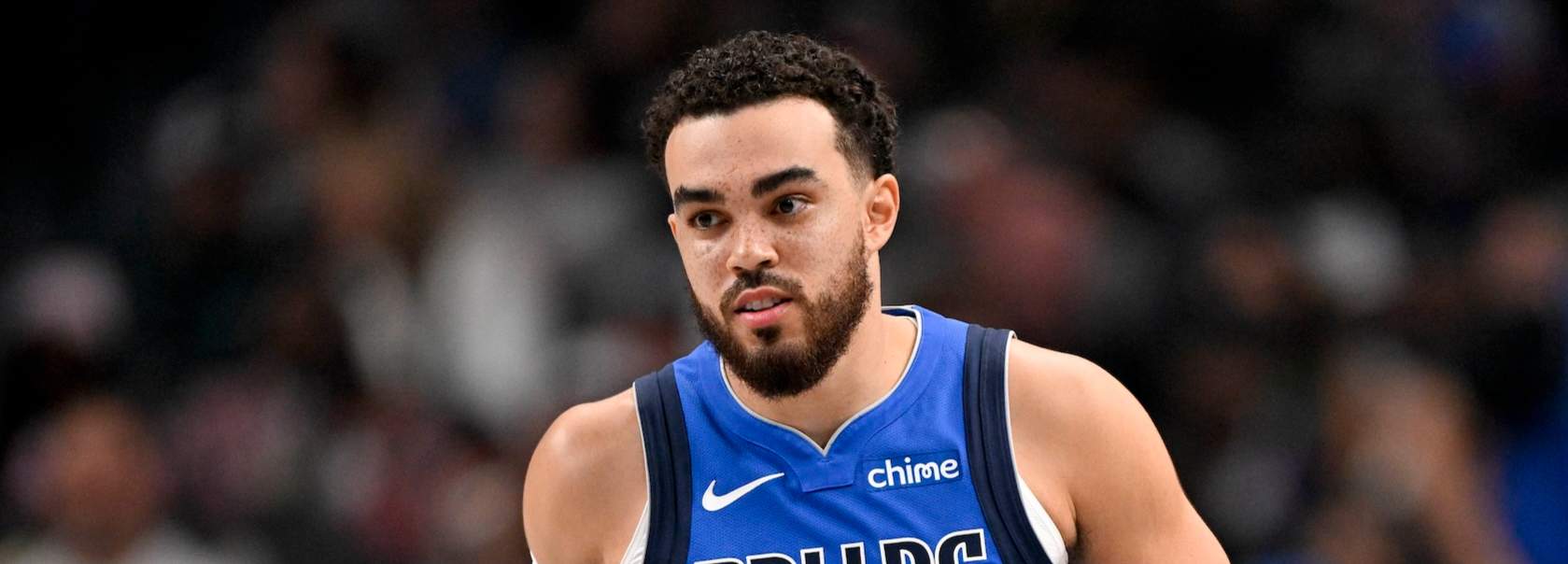 ชามส์: ไทอุส โจนส์ จะเข้าร่วมทีมเดนเวอร์ นัคเก็ตส์ ในฐานะผู้เล่นอิสระ โดยเซ็นสัญญาที่มีระยะเวลาจนถึงสิ้นสุดฤดูกาล