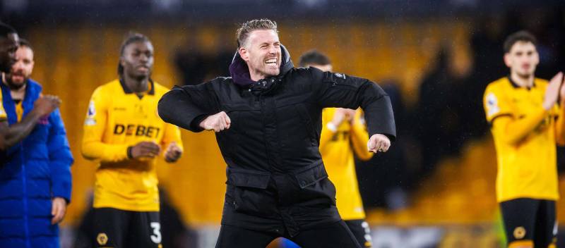 เอ็ดเวิร์ดส์ชื่นชมความสามัคคีอันแข็งแกร่งและจิตวิญญาณการต่อสู้ที่ไม่ย่อท้อของทีมวูล์ฟส์