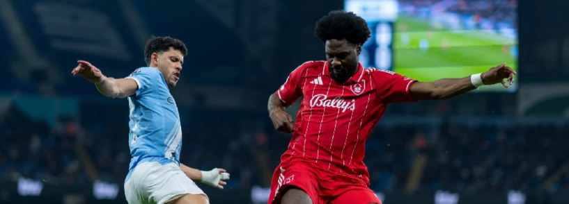 Liga Primer – Manchester City bermain imbang 2-2 di kandang melawan Nottingham Forest, dan saat ini tertinggal 7 poin dari pemimpin klasemen Arsenal.