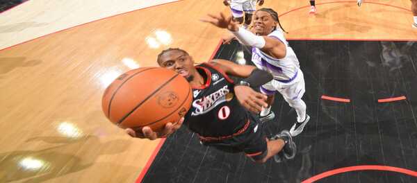 George marcou 30 pontos, mas mesmo com a derrota dos 76ers para o Jazz por 106 a 102.