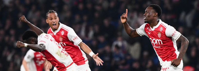 Ligue 1 – Balogun scores and assists, Barcola's goal isn't enough to save Paris Saint-Germain; they lose 1-3 to Monaco but remain top of the table. 