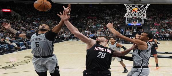 With 29 points from Wabanjama, the Spurs cruised to a 145-120 victory over the Rockets.