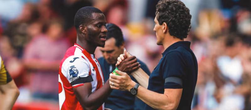 Manajer Brentford, Keith Andrews, mengkonfirmasi cedera serius yang dialami Thierry Henry.