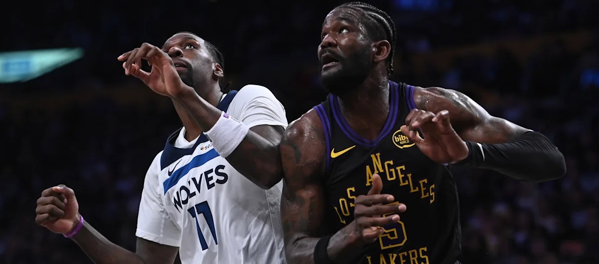 Doncic afirmou que Deandre Ayton precisa ser incentivado a manter seu excelente desempenho.