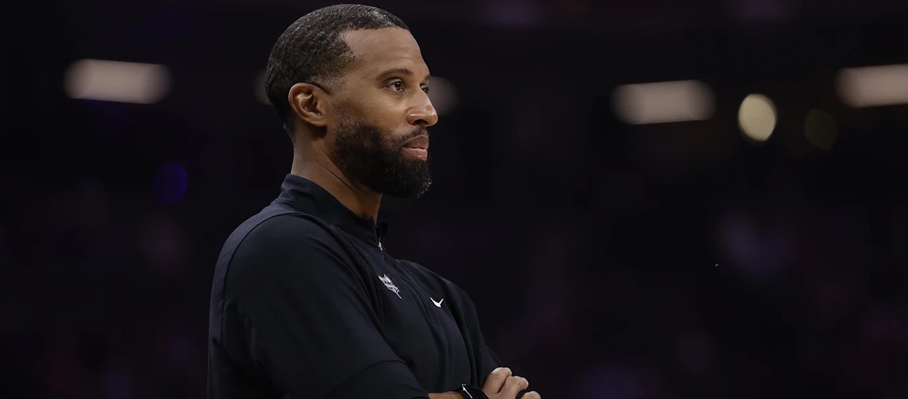 Os Hornets derrotaram o Heat, e Charles Lee elogiou a defesa geral da equipe por ter se tornado mais inteligente.