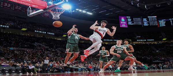 36 poin yang dicetak Rollins tidak cukup untuk menyelamatkan kemenangan Trail Blazers dengan skor 130-99 atas Bucks.