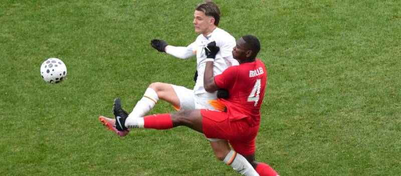 Head coach Massey strongly supports the Canadian men's national team: "We play tough, but we're never dirty."