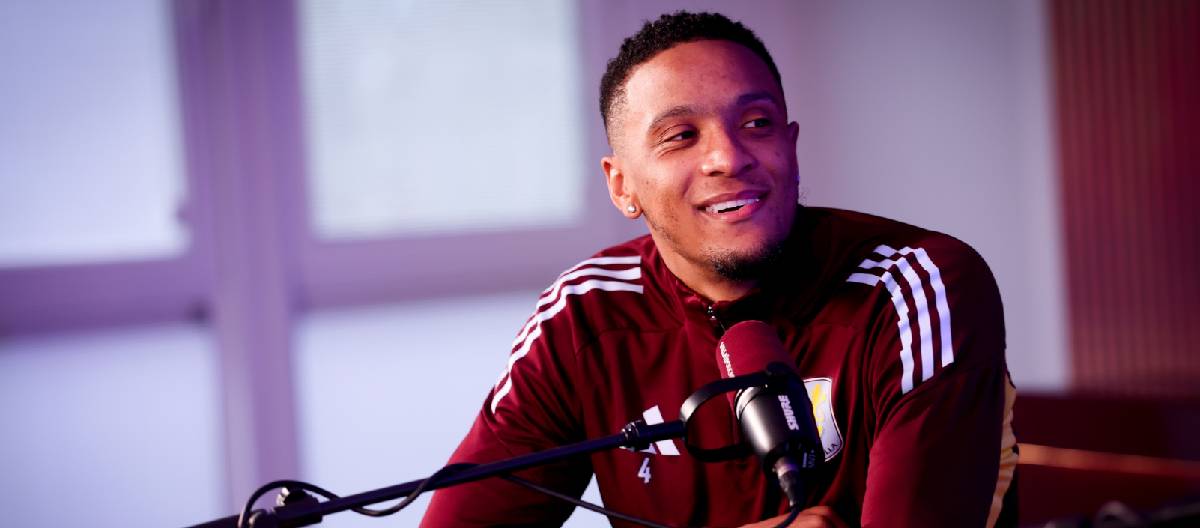 Ezri Konsa praised Unai Emery as an excellent coach and said he was very happy to work with him.