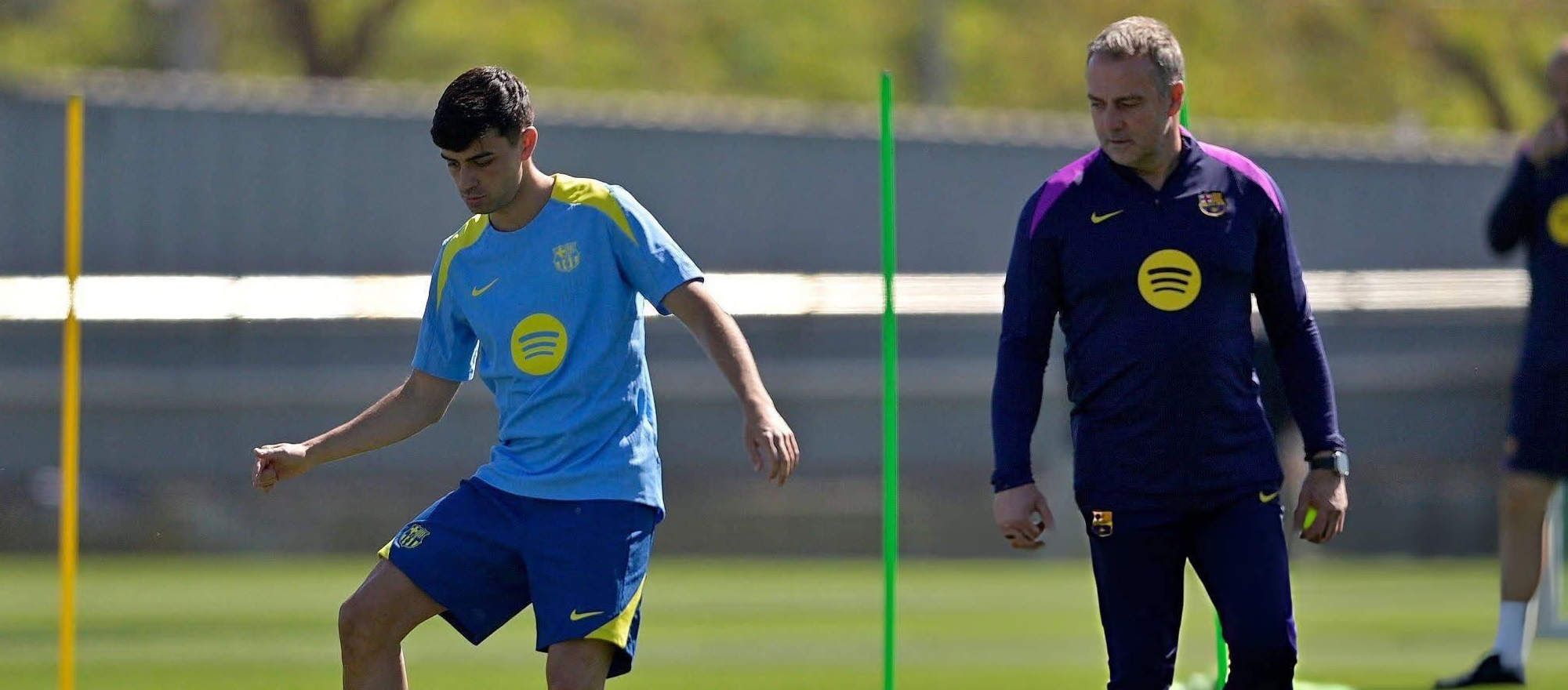 ในการแข่งขันอีกนัดกับแอตเลติโก มาดริด ฟลิคได้กระตุ้นให้บาร์เซโลนาทุ่มเทอย่างเต็มที่ทั้งในด้านการโจมตีและการป้องกัน