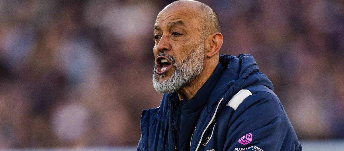 Nuno Espírito Santo pediu ao West Ham United que mantivesse a confiança e lutasse unido até o último momento.