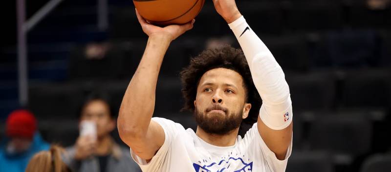 คันนิงแฮม ผู้เล่นดาวเด่นของทีมดีทรอยต์ พิสตันส์ กลับมาจากการบาดเจ็บเพื่อนำทีมสู่รอบเพลย์ออฟ