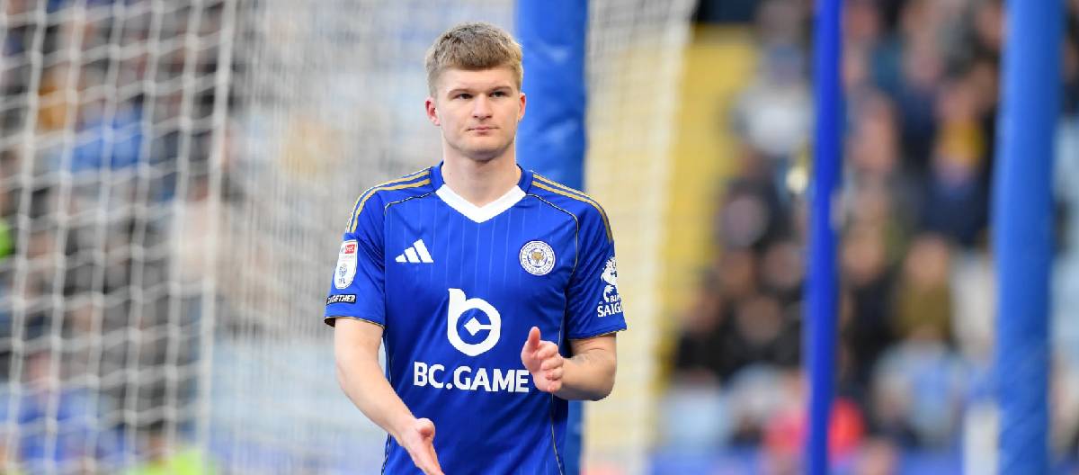 Manajer Leicester City, Gary Rowett, mengungkapkan kondisi fisik Jordan James menjelang pertandingan melawan Swansea City.