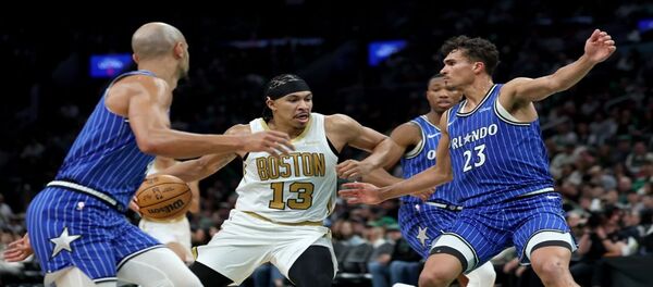 Màn trình diễn xuất sắc với 30 điểm của Scherman đã giúp Celtics lội ngược dòng giành chiến thắng 113-108 trước Magic.