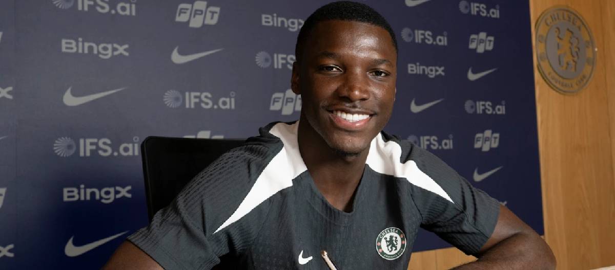 Moisés Caicedo renovou seu contrato com o Chelsea até 2033.