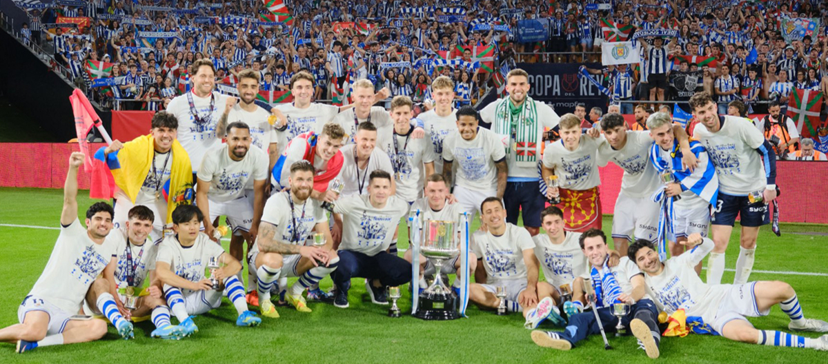 Copa del Rey – Real Sociedad menang tipis atas Atletico Madrid melalui adu penalti untuk meraih gelar keempat dalam sejarah klub.