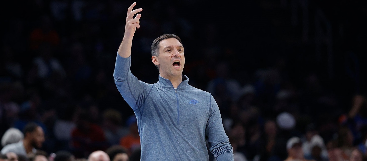 Chiến thắng vang dội của Thunder trước Suns: DeGnott hết lời khen ngợi các cầu thủ vì tinh thần đồng đội tuyệt vời.
