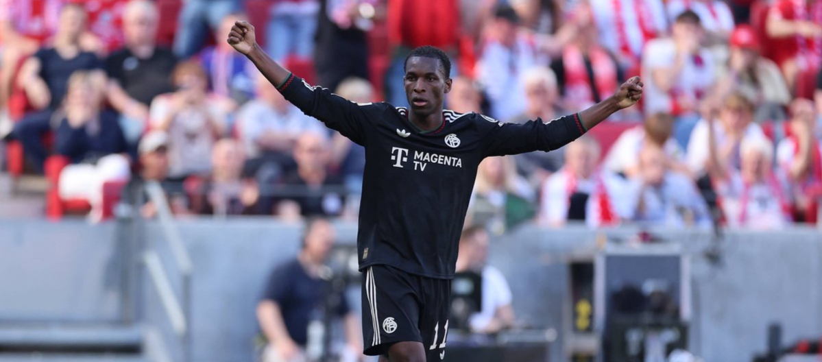 Direktur olahraga Bayern Munich: Kami tidak akan mengaktifkan klausul pembelian Nicolas Jackson.