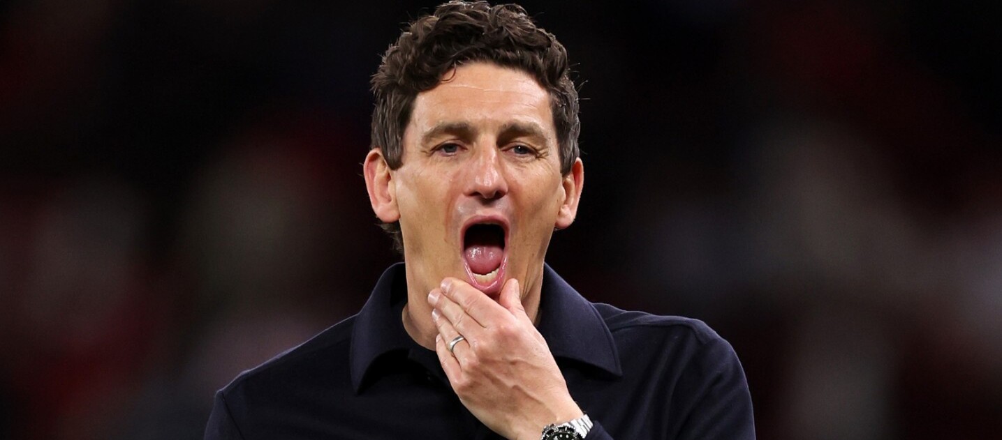 O Brentford não é inferior ao Manchester United. Keith Andrews pede maior firmeza nos momentos decisivos.