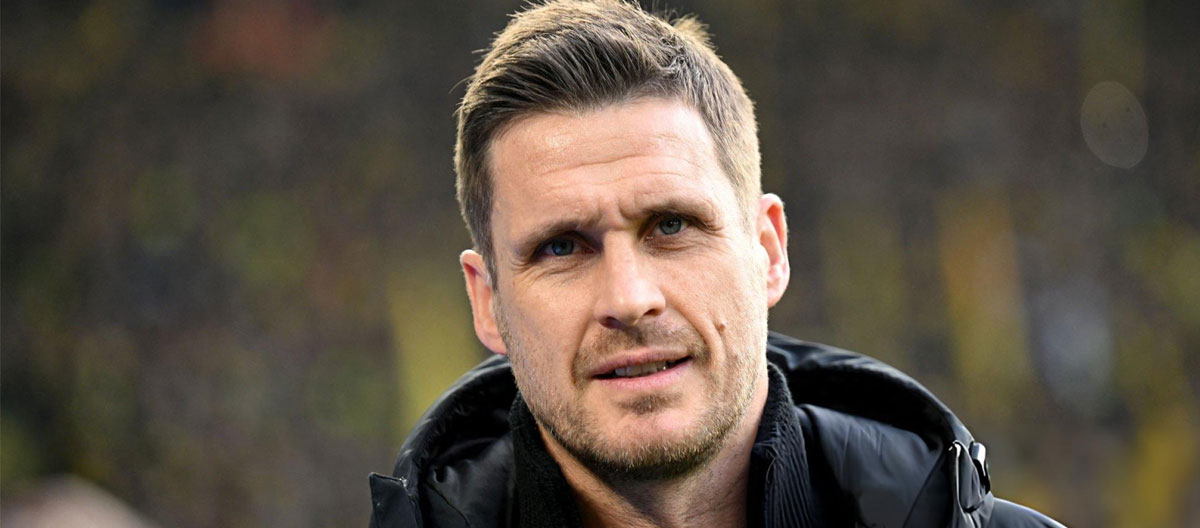 Tottenham Hotspur berencana menunjuk mantan legenda Borussia Dortmund, Sebastian Kehl, sebagai direktur olahraga jika mereka berhasil menghindari degradasi.