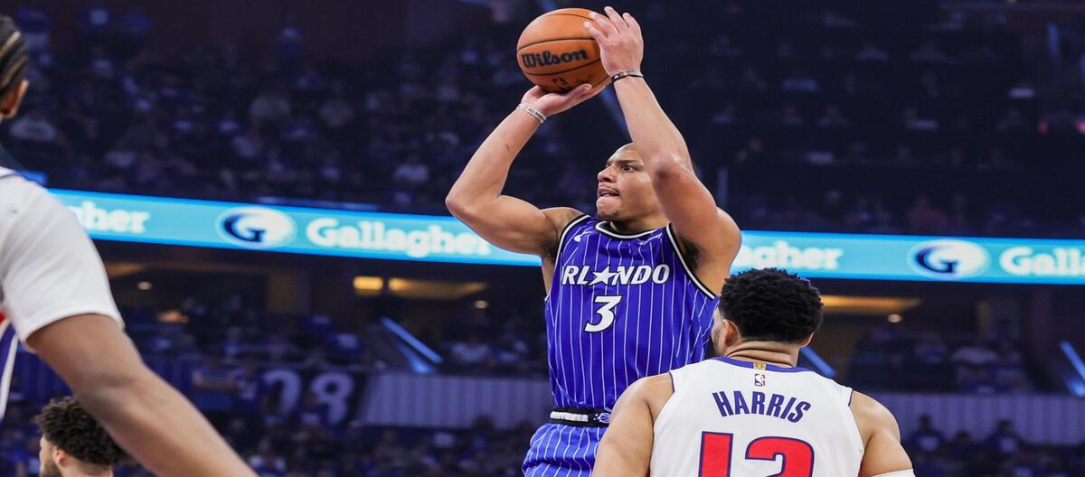 25 điểm của Cunningham vẫn không đủ để giúp Magic giành chiến thắng 94-88 trước Pistons.