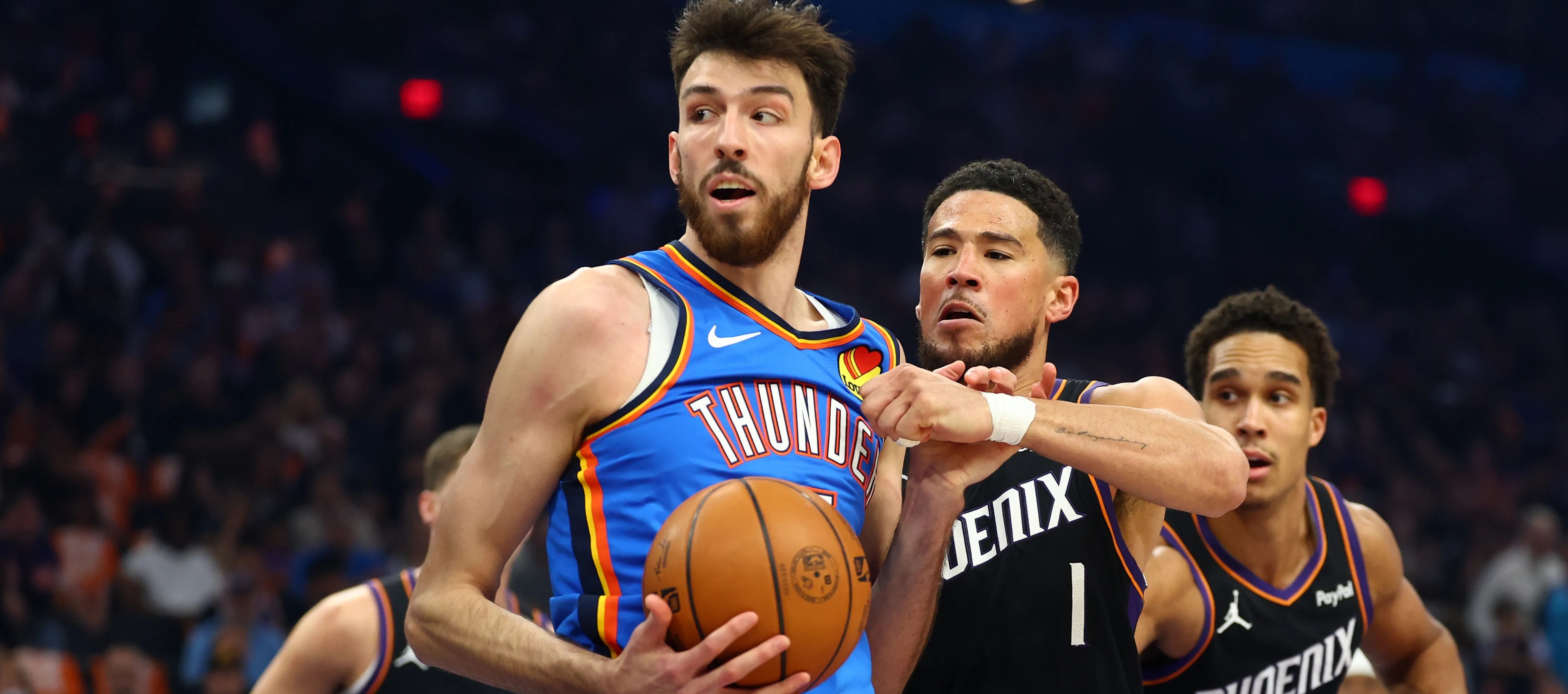 O Thunder avança para as semifinais; DeGnott acredita que a execução ofensiva é fundamental para estabilizar a situação.