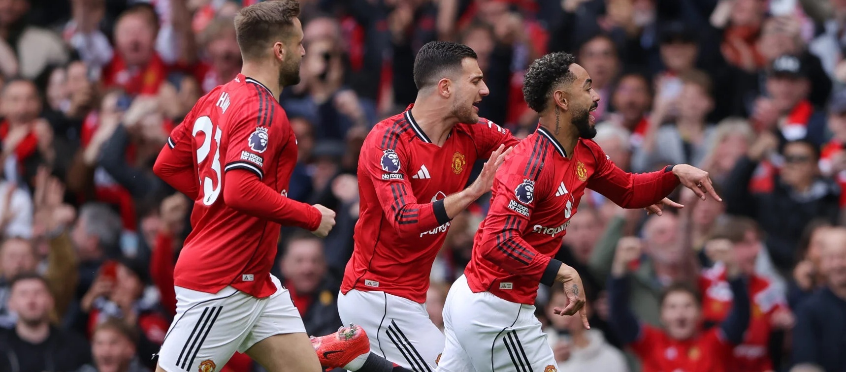 Liga Primer – Cunha mencetak gol saat Manchester United mengalahkan Liverpool 3-2.