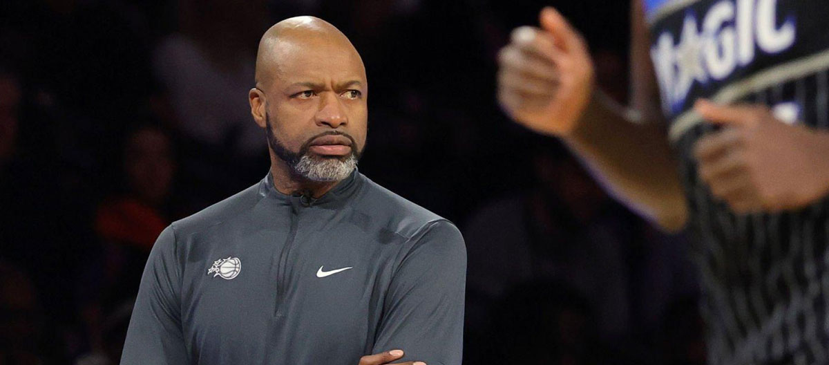Huấn luyện viên trưởng của Orlando Magic, Jamahl Mosley, bị sa thải sau trận thua Game 7 trước Detroit Pistons.