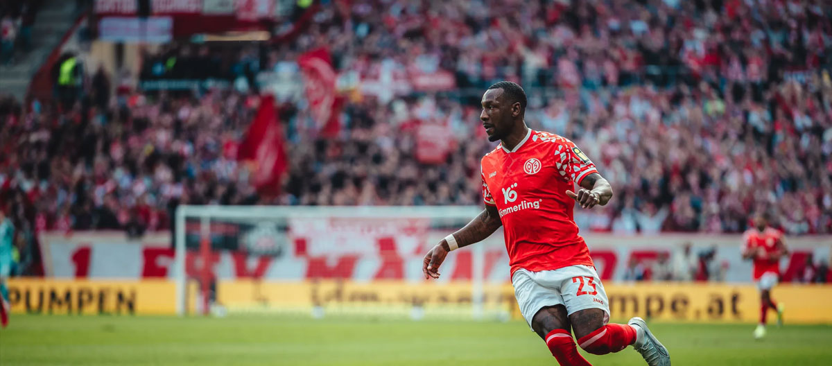 Mainz 05 mengaktifkan klausul pembelian Sheraldo Becker, penyerang pinjaman dari Mallorca.