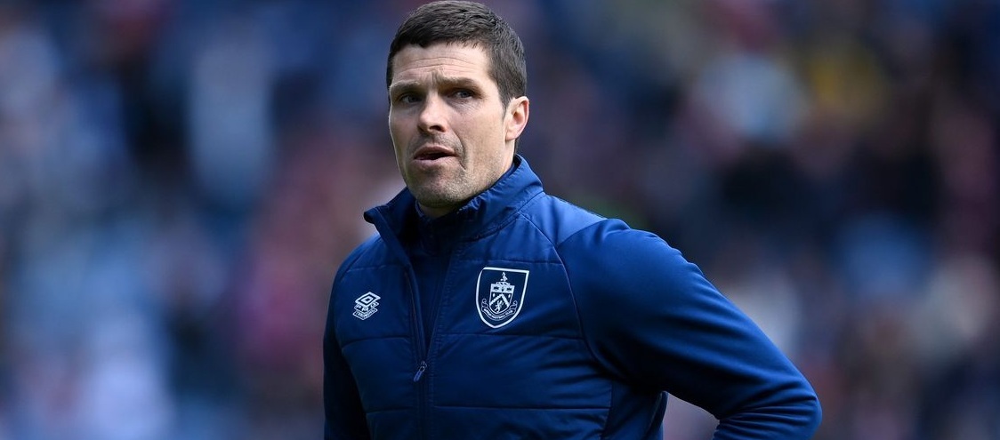 Respeitando a partida que disputaram, o técnico interino do Burnley, Mike Jackson, espera que os jogadores se recuperem.