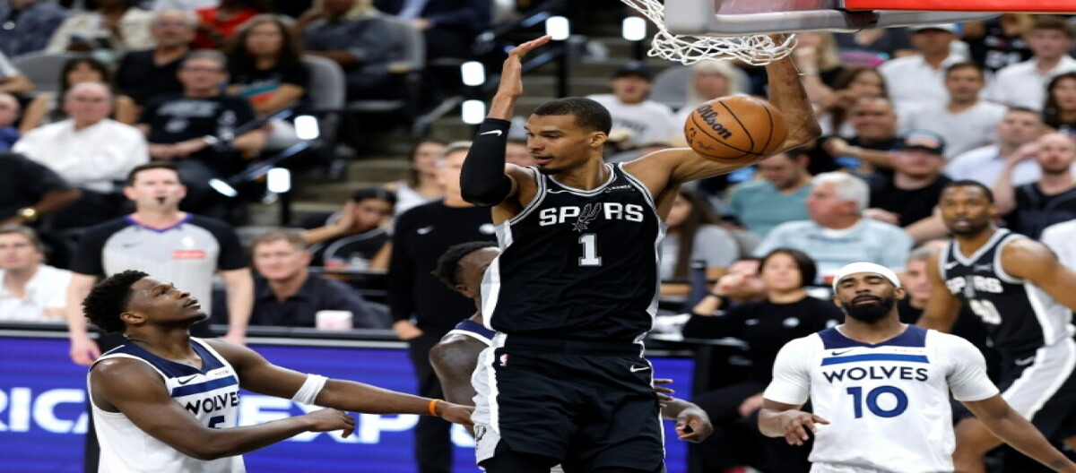 Wimbledon e Yamaba marcaram 27 pontos e evitaram que os Spurs sofressem uma derrota por 126 a 97 para os Timberwolves.