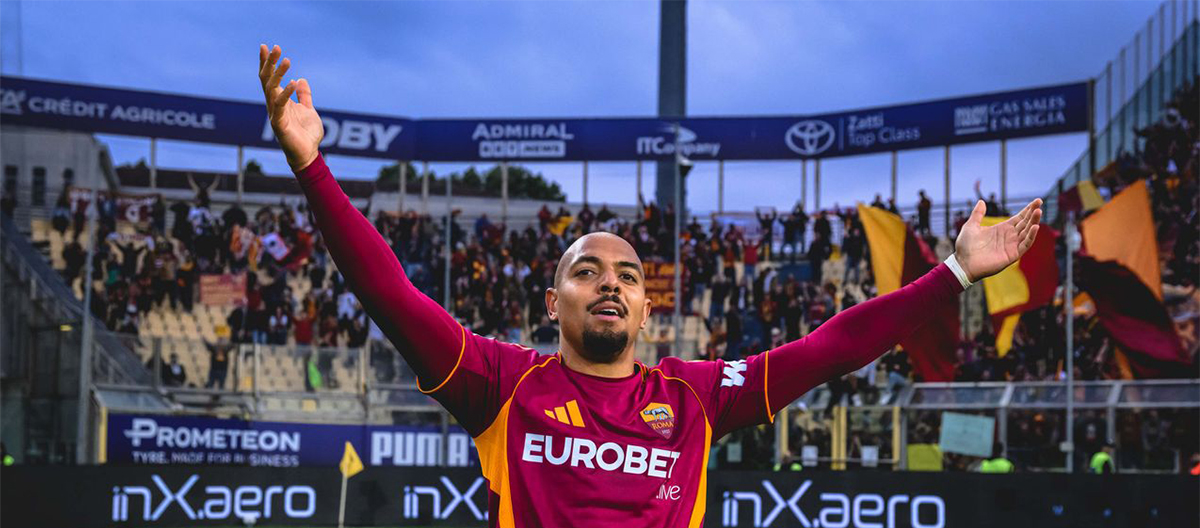 Klausul pembelian striker Aston Villa, Malen, telah diaktifkan, yang berarti dia akan tetap berada di Roma musim depan.