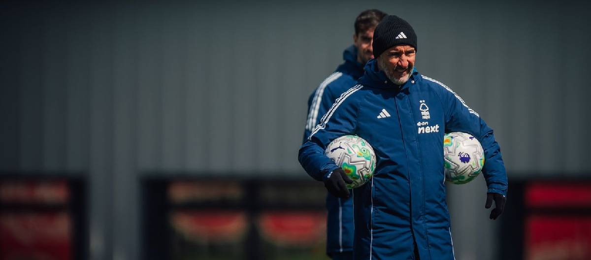 Vitor Pereira mengungkapkan harapannya agar para pemain bermain dengan percaya diri dan menampilkan gaya sepak bola Nottingham Forest.