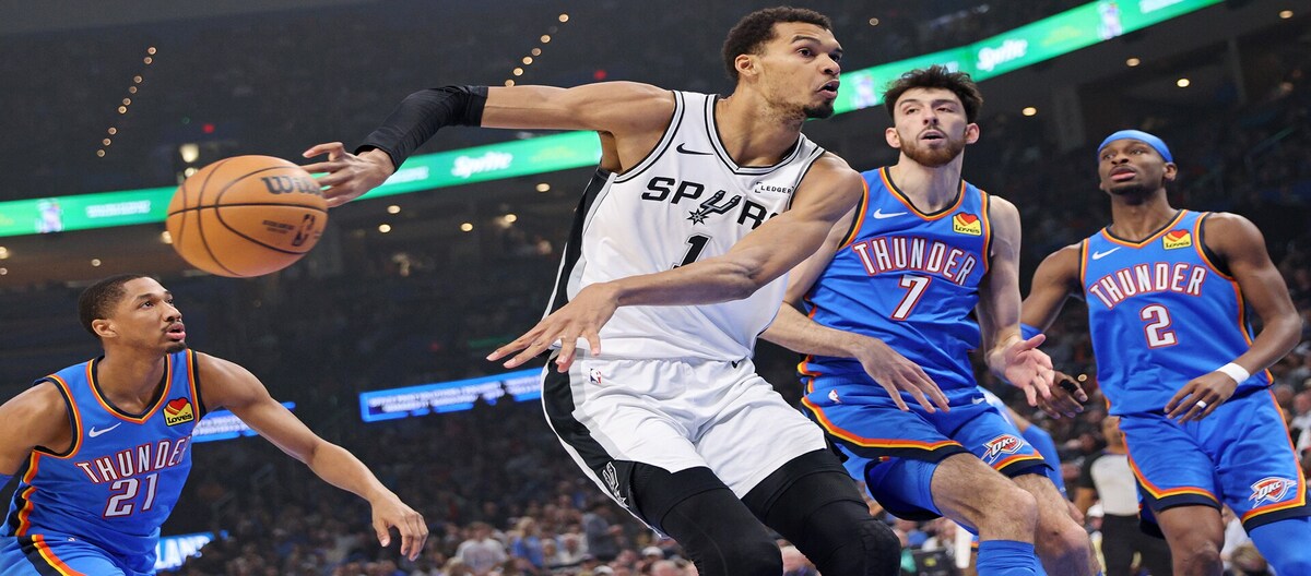 ทีม Thunder และ Spurs จะปะทะกันในการแข่งขันรอบชิงชนะเลิศของสายตะวันตก ซึ่งเป็นการเริ่มต้นอย่างเป็นทางการในการเดินทางสู่รอบชิงชนะเลิศ NBA