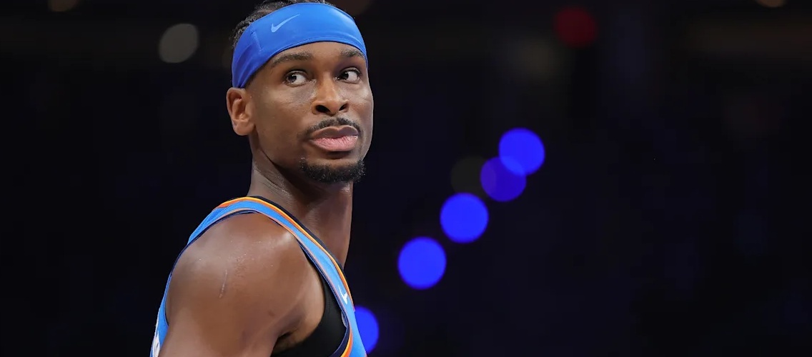 Após a derrota do Thunder para o Spurs na primeira rodada das finais da Conferência Oeste, Shai Gilgeous-Alexander acredita que a equipe precisa buscar oportunidades ofensivas com paciência.