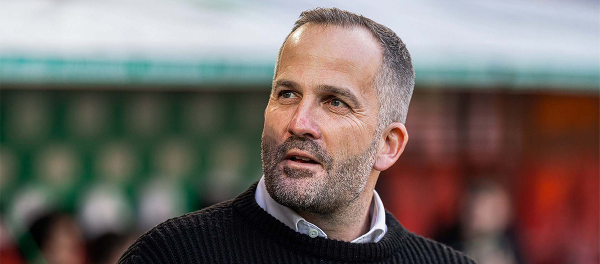 O Augsburg renovou o contrato do técnico Manuel Baum por dois anos, até junho de 2028.