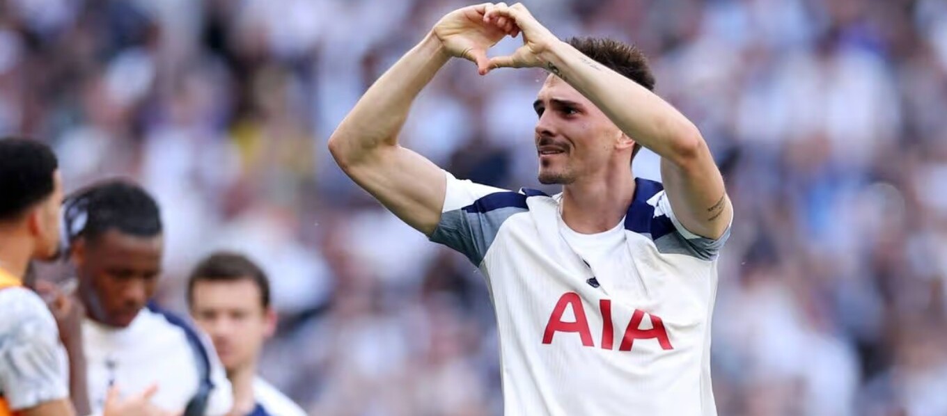 Após superar o desafio de evitar o rebaixamento, Palinha acredita que o Tottenham irá melhorar no futuro.