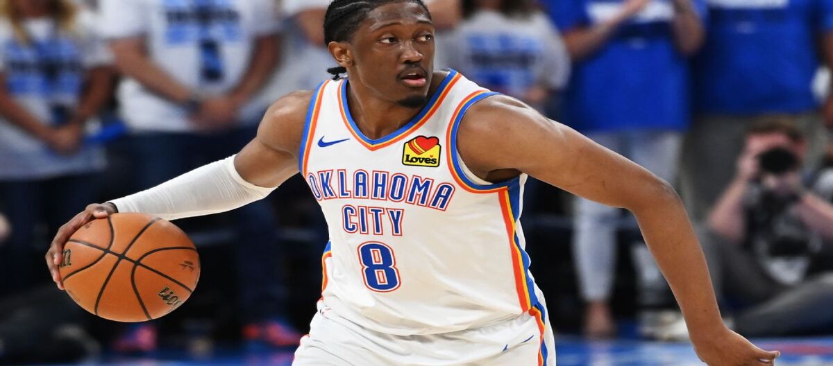 Màn trở lại của Williams không mấy ấn tượng khi Thunder phải chịu thất bại nặng nề trước Spurs, buộc trận đấu phải bước sang Game 7.
